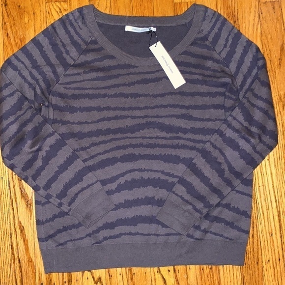 Stars & stripes size medium nwt top - Picture 3 of 4